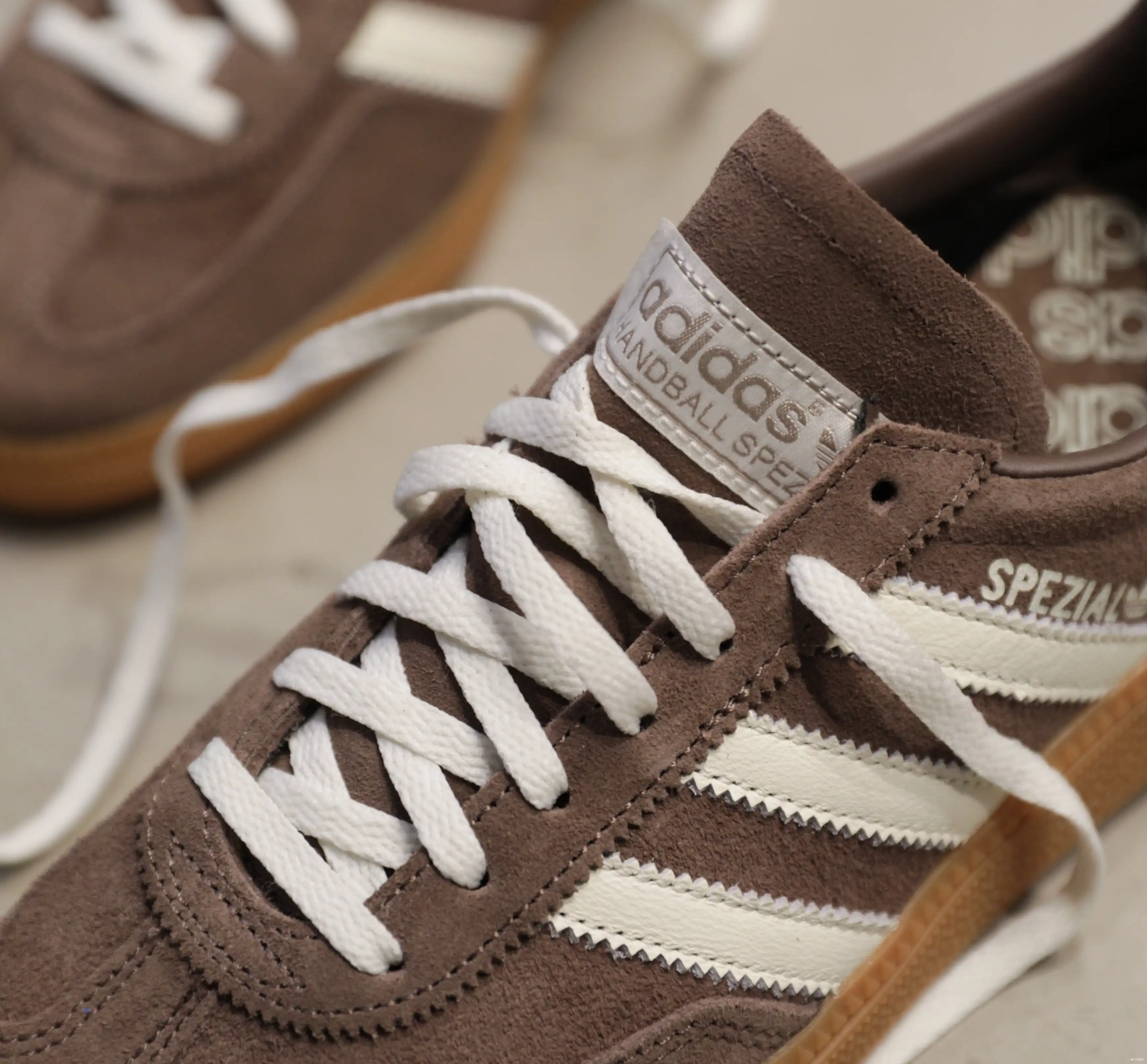 Spezial Earth Gum Strata Handball adidas W 0630